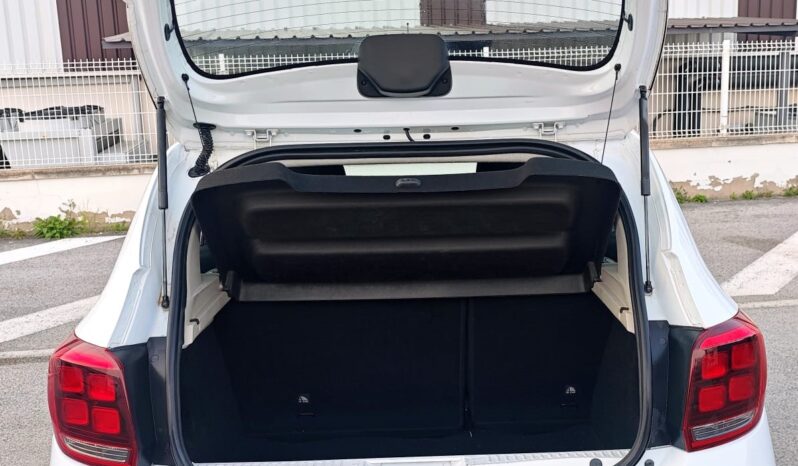 
								Dacia Sandero 1.0 75cv full									